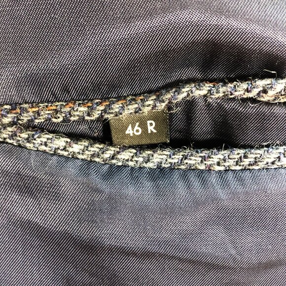 Vintage ENGLISH MANOR Gray Herringbone Tweed Sportcoat with Leather Buttons 46R - Picture 16 of 16